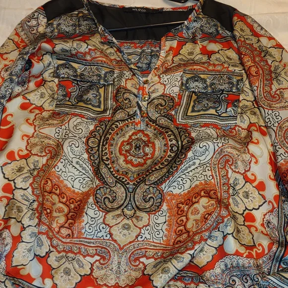 Clothes - Picture 11 of 17